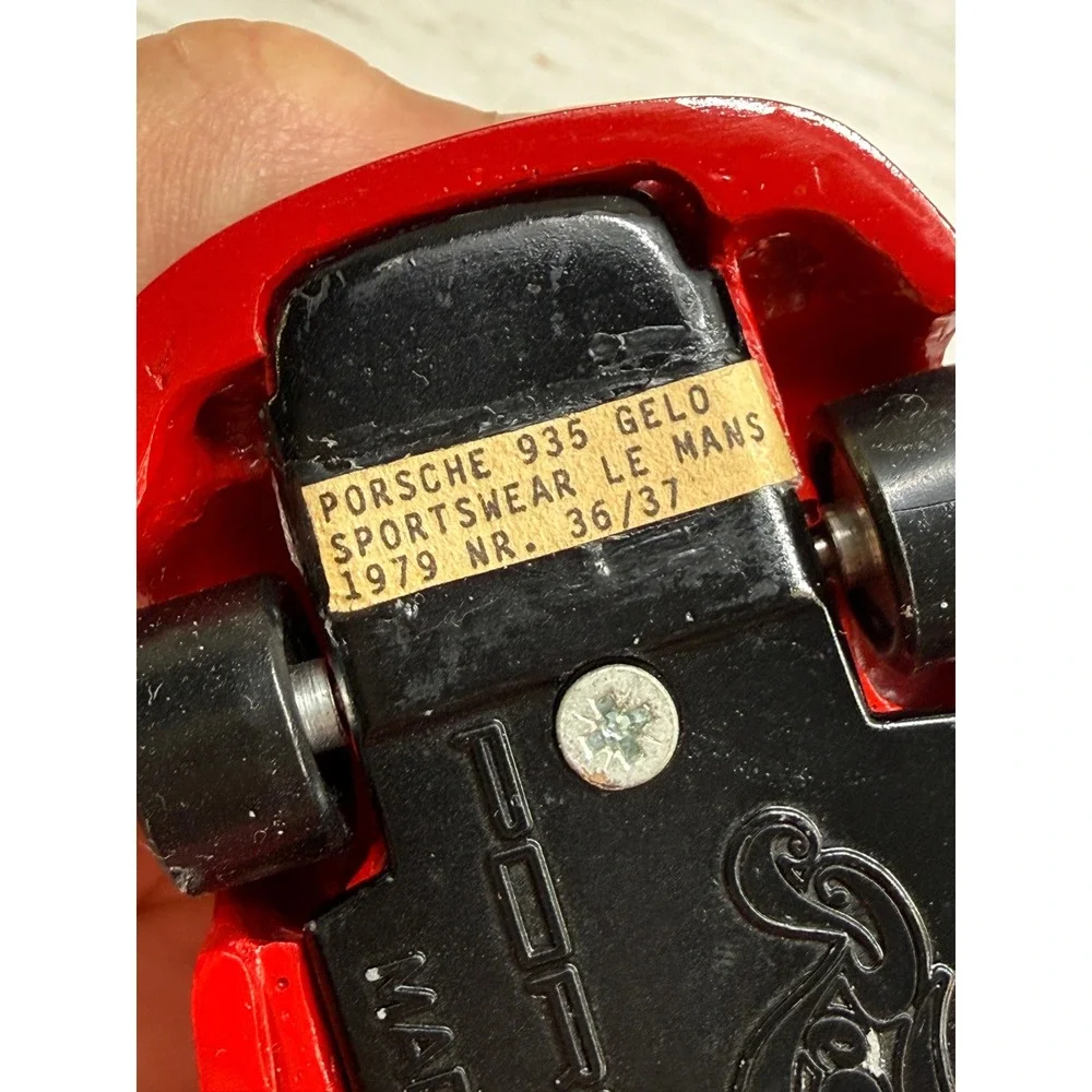Record Porsche 935 Turbo GELO Sportswear Le Mans 1979 #37 1:43 Resin